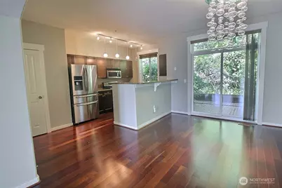 23300 SE Black Nugget Road #H2, Issaquah, WA 98029 - Photo 5