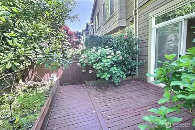 23300 SE Black Nugget Road #H2, Issaquah, WA 98029 - Photo 19