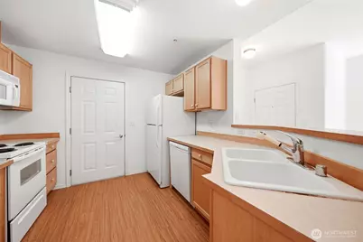 14200 69th Drive SE #N1, Snohomish, WA 98296 - Photo 9