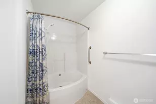 14200 69th Dr SE, Snohomish, WA 98296 - Photo 17