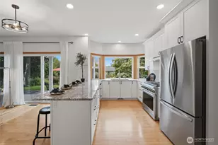 2297 NE Thistle Ct, Poulsbo, WA 98370 - Photo 15