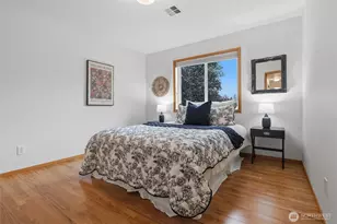 2297 NE Thistle Ct, Poulsbo, WA 98370 - Photo 33