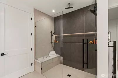 15019 SE 16th Street, Bellevue, WA 98007 - Photo 27