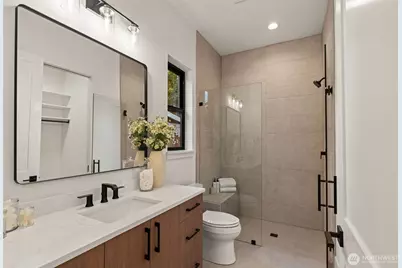 15019 SE 16th Street, Bellevue, WA 98007 - Photo 19