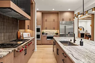 15019 SE 16th St, Bellevue, WA 98007 - Photo 11