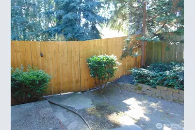 12117 W 15th Avenue, Everett, WA 98204 - Photo 7