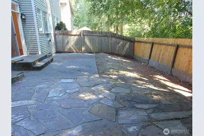 12117 W 15th Avenue, Everett, WA 98204 - Photo 13