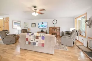 205 Lamar Rd, SilverLake, WA 98645 - Photo 3