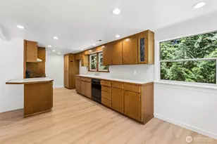 7629 236th St SW, Edmonds, WA 98026 - Photo 9