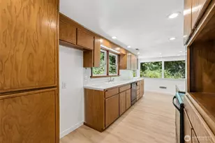 7629 236th St SW, Edmonds, WA 98026 - Photo 7