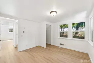 7629 236th St SW, Edmonds, WA 98026 - Photo 17