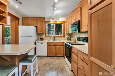 24913 11th Avenue S, Des Moines, WA 98198 - Photo 15