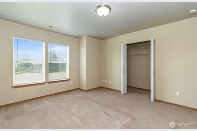 2905 11th Street #B, Everett, WA 98201 - Photo 11