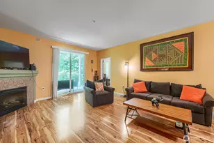 701 Harrington Pl SE, Renton, WA 98058 - Photo 3