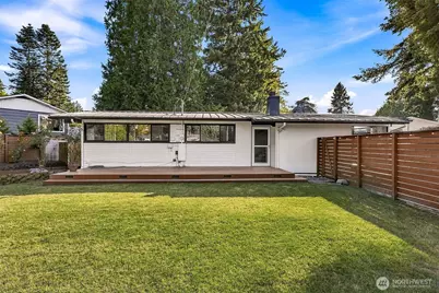 25657 Marine View Drive S, Des Moines, WA 98198 - Photo 31
