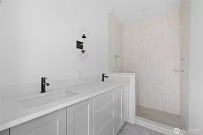 1825 E Pine Street, Seattle, WA 98122 - Photo 17