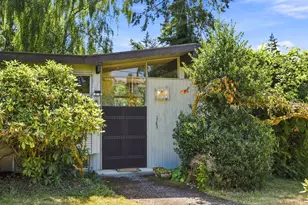 17805 NE 9th St, Bellevue, WA 98008 - Photo 9