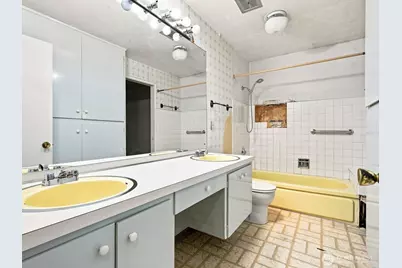 17805 NE 9th Street, Bellevue, WA 98008 - Photo 23