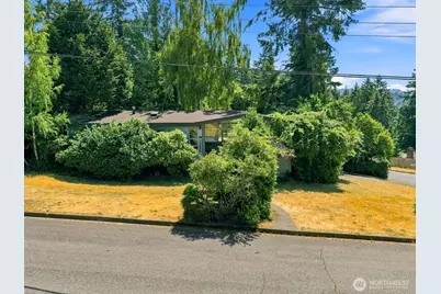 17805 NE 9th Street, Bellevue, WA 98008 - Photo 3