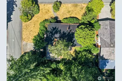 17805 NE 9th Street, Bellevue, WA 98008 - Photo 7