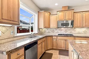 2413 12th Ave NW, Puyallup, WA 98371 - Photo 7