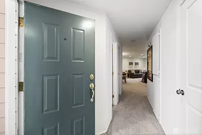 8218 126th Avenue NE #E22, Kirkland, WA 98033 - Photo 3