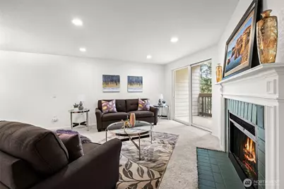 8218 126th Avenue NE #E22, Kirkland, WA 98033 - Photo 15
