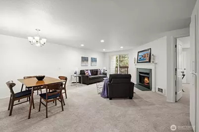 8218 126th Avenue NE #E22, Kirkland, WA 98033 - Photo 11