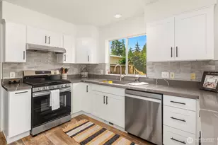 7805 186th St SW, Edmonds, WA 98026 - Photo 11