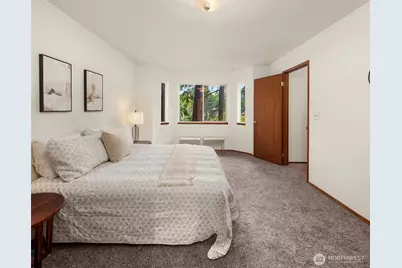 7805 186th Street SW, Edmonds, WA 98026 - Photo 15