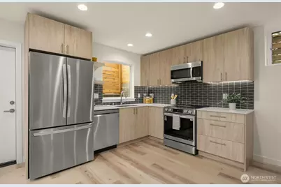 3918 S Juneau Street, Seattle, WA 98118 - Photo 9