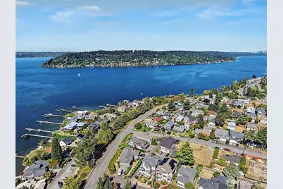 805 N 31st Street, Renton, WA 98056 - Photo 1