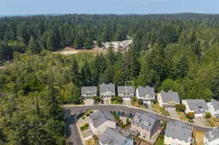 130 NE Miramar Cir, Bremerton, WA 98311 - Photo 29
