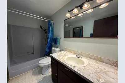 828 W 10th Street, Port Angeles, WA 98363 - Photo 9