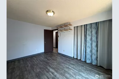 828 W 10th Street, Port Angeles, WA 98363 - Photo 13