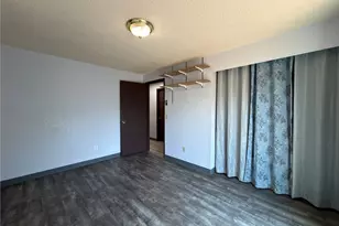 828 W 10th St, Port Angeles, WA 98363 - Photo 13