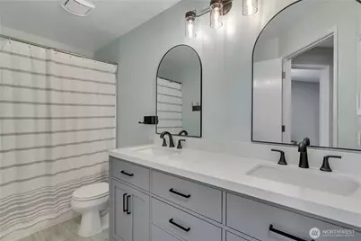 5620 Evergreen Loop SE, Auburn, WA 98092 - Photo 27