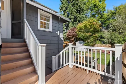 3226 48th Avenue SW, Seattle, WA 98116 - Photo 23