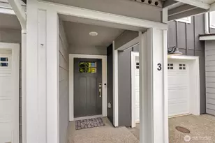 2009 101st Ave SE, Lake Stevens, WA 98258 - Photo 3