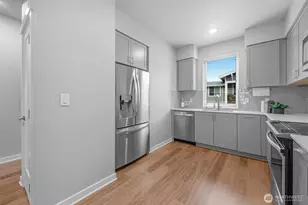 2009 101st Ave SE, Lake Stevens, WA 98258 - Photo 7