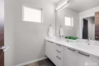 13683 16th Avenue E #88, Tacoma, WA 98445 - Photo 9