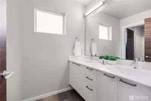 13683 16th Ave E, Tacoma, WA 98445 - Photo 9
