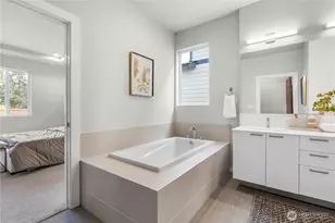 13683 16th Ave E, Tacoma, WA 98445 - Photo 11