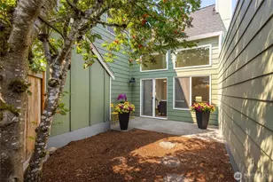 8408 25th Ave SW, Seattle, WA 98106 - Photo 11