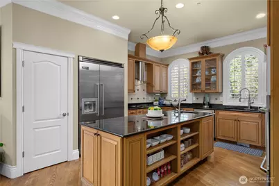 5325 145th Place SE, Bellevue, WA 98006 - Photo 15