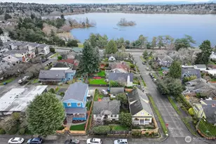 7008 Linden Ave N, Seattle, WA 98103 - Photo 3