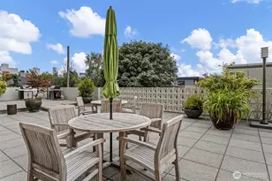 525 Belmont Ave E, Seattle, WA 98102 - Photo 15