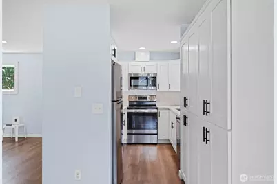 2104 Rockefeller Avenue #1716, Everett, WA 98201 - Photo 9