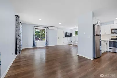 2104 Rockefeller Avenue #1716, Everett, WA 98201 - Photo 5