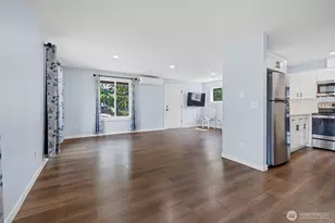 2104 Rockefeller Ave, Everett, WA 98201 - Photo 5